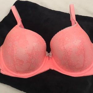Closet closing 10/9! V.S. Lined Demi Bra